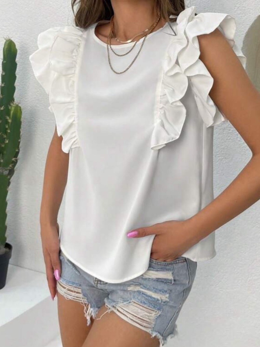 🎀 White  Ruffle Sleeve Blouse Large